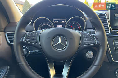 Внедорожник / Кроссовер Mercedes-Benz GLE-Class 2015 в 