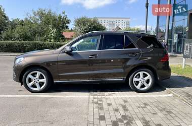 Внедорожник / Кроссовер Mercedes-Benz GLE-Class 2015 в 