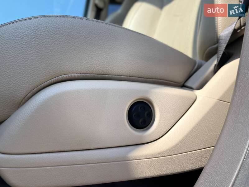 Внедорожник / Кроссовер Mercedes-Benz GLE-Class 2015 в Луцке фото 16 Внедорожник / Кроссовер Mercedes-Benz GLE-Class 2015 в Луцке