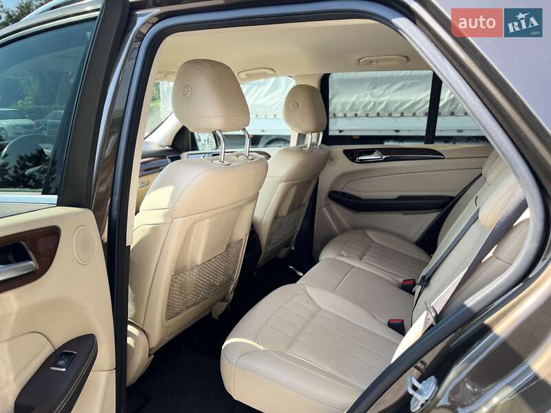 Внедорожник / Кроссовер Mercedes-Benz GLE-Class 2015 в Луцке фото 33 Внедорожник / Кроссовер Mercedes-Benz GLE-Class 2015 в Луцке