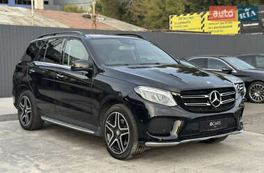 Внедорожник / Кроссовер Mercedes-Benz GLE-Class 2016 в 