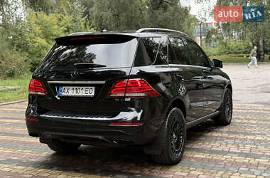 Внедорожник / Кроссовер Mercedes-Benz GLE-Class 2016 в 