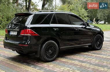 Внедорожник / Кроссовер Mercedes-Benz GLE-Class 2016 в 