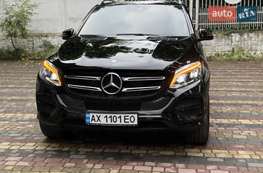Внедорожник / Кроссовер Mercedes-Benz GLE-Class 2016 в 