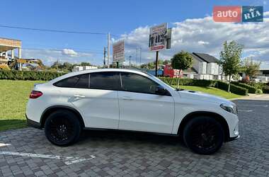 Внедорожник / Кроссовер Mercedes-Benz GLE-Class 2016 в 