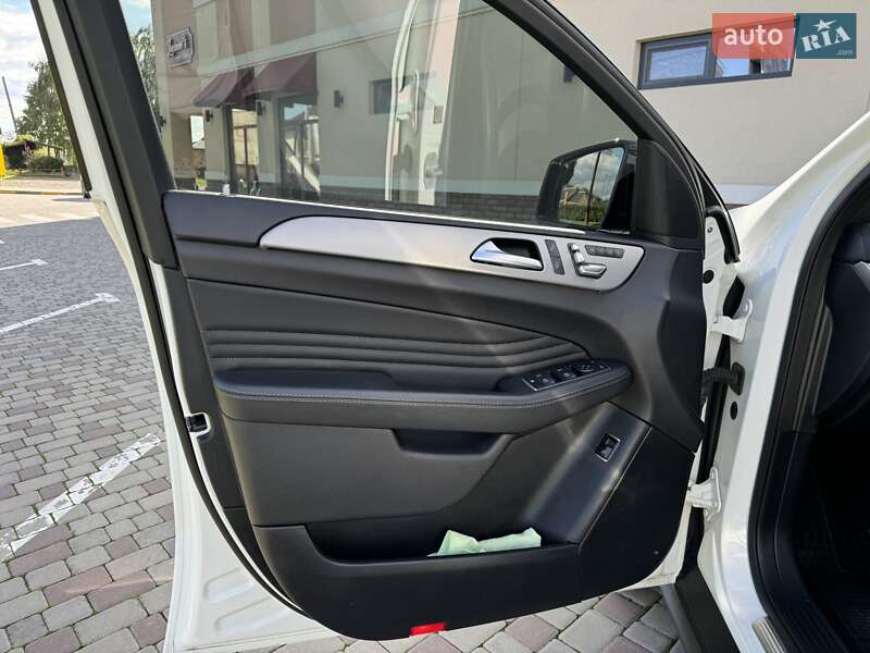 Внедорожник / Кроссовер Mercedes-Benz GLE-Class 2016 в Черновцах