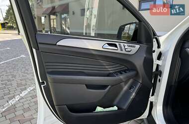 Внедорожник / Кроссовер Mercedes-Benz GLE-Class 2016 в 