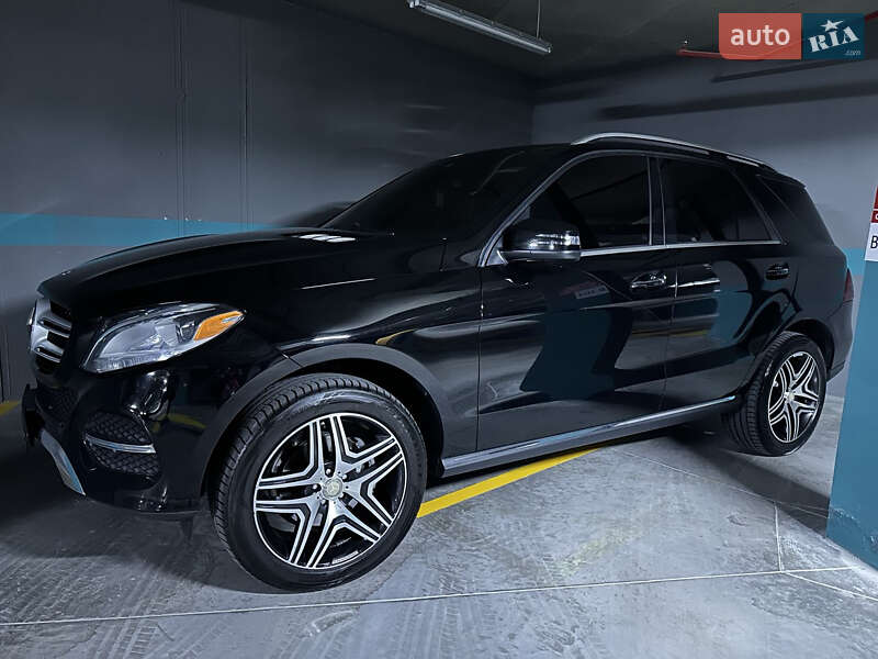Позашляховик / Кросовер Mercedes-Benz GLE-Class 2017 в Одесі фото 13 Позашляховик / Кросовер Mercedes-Benz GLE-Class 2017 в Одесі
