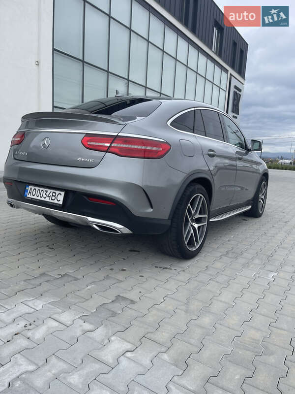 Внедорожник / Кроссовер Mercedes-Benz GLE-Class 2016 в Хусте