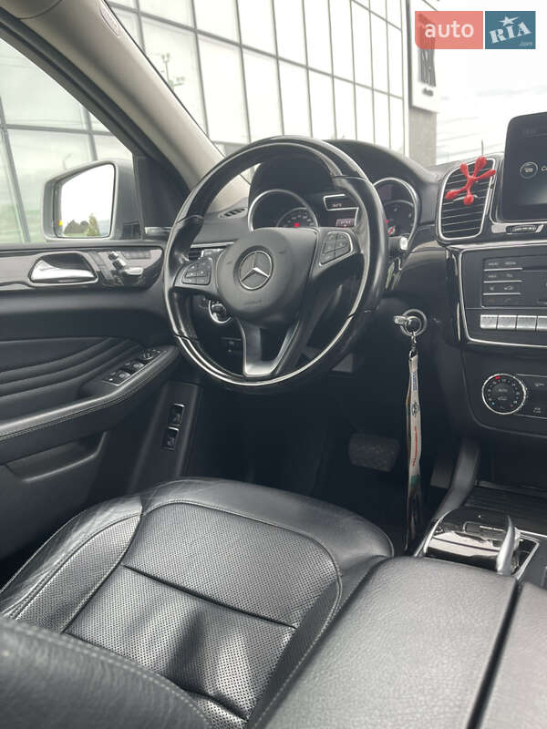 Внедорожник / Кроссовер Mercedes-Benz GLE-Class 2016 в Хусте