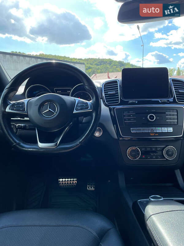 Внедорожник / Кроссовер Mercedes-Benz GLE-Class 2017 в Иршаве