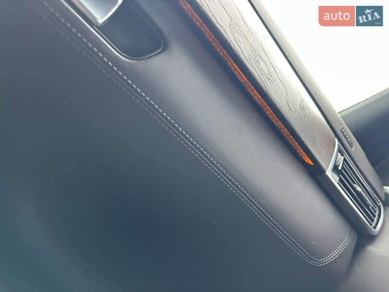 Внедорожник / Кроссовер Mercedes-Benz GLE-Class 2017 в Ивано-Франковске