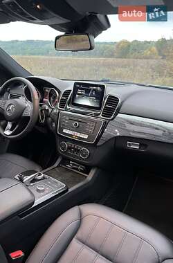 Внедорожник / Кроссовер Mercedes-Benz GLE-Class 2016 в 