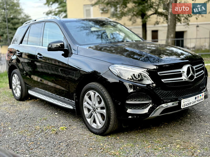 Внедорожник / Кроссовер Mercedes-Benz GLE-Class 2017 в Харькове фото 5 Внедорожник / Кроссовер Mercedes-Benz GLE-Class 2017 в Харькове