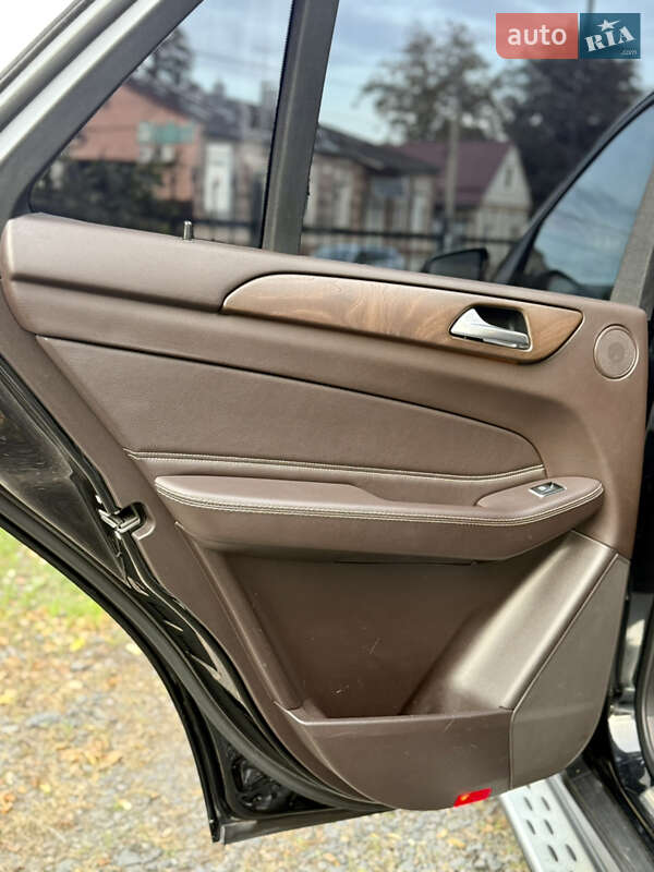 Внедорожник / Кроссовер Mercedes-Benz GLE-Class 2017 в Харькове фото 23 Внедорожник / Кроссовер Mercedes-Benz GLE-Class 2017 в Харькове