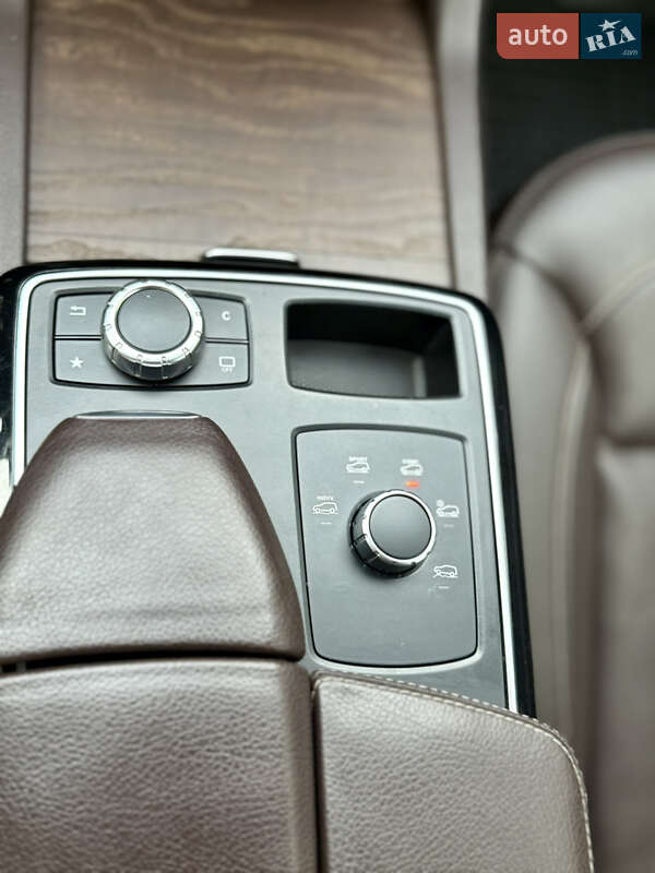 Внедорожник / Кроссовер Mercedes-Benz GLE-Class 2017 в Харькове фото 37 Внедорожник / Кроссовер Mercedes-Benz GLE-Class 2017 в Харькове