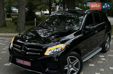 Внедорожник / Кроссовер Mercedes-Benz GLE-Class 2016 в 