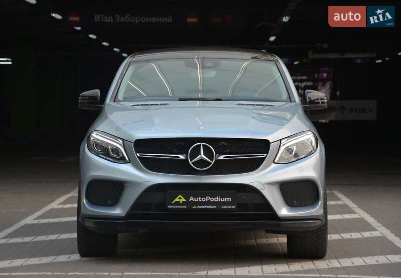 Внедорожник / Кроссовер Mercedes-Benz GLE-Class 2016 в 