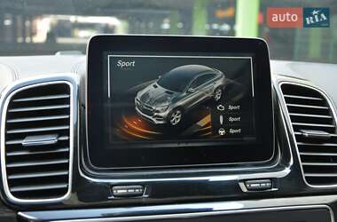 Внедорожник / Кроссовер Mercedes-Benz GLE-Class 2016 в 