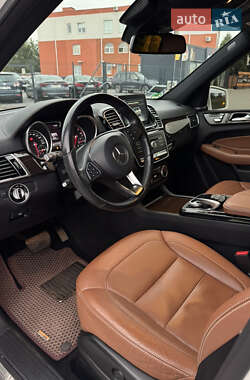 Внедорожник / Кроссовер Mercedes-Benz GLE-Class 2016 в 