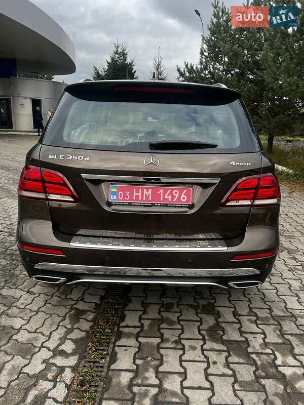 Внедорожник / Кроссовер Mercedes-Benz GLE-Class 2016 в Львове фото 5 Внедорожник / Кроссовер Mercedes-Benz GLE-Class 2016 в Львове