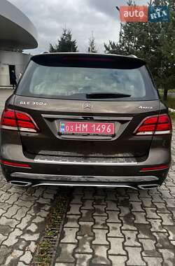 Внедорожник / Кроссовер Mercedes-Benz GLE-Class 2016 в 