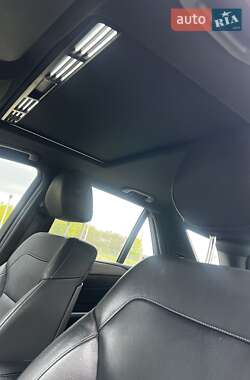 Внедорожник / Кроссовер Mercedes-Benz GLE-Class 2016 в 