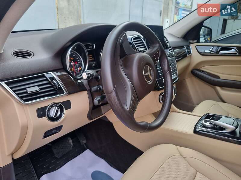 Внедорожник / Кроссовер Mercedes-Benz GLE-Class 2018 в Ровно