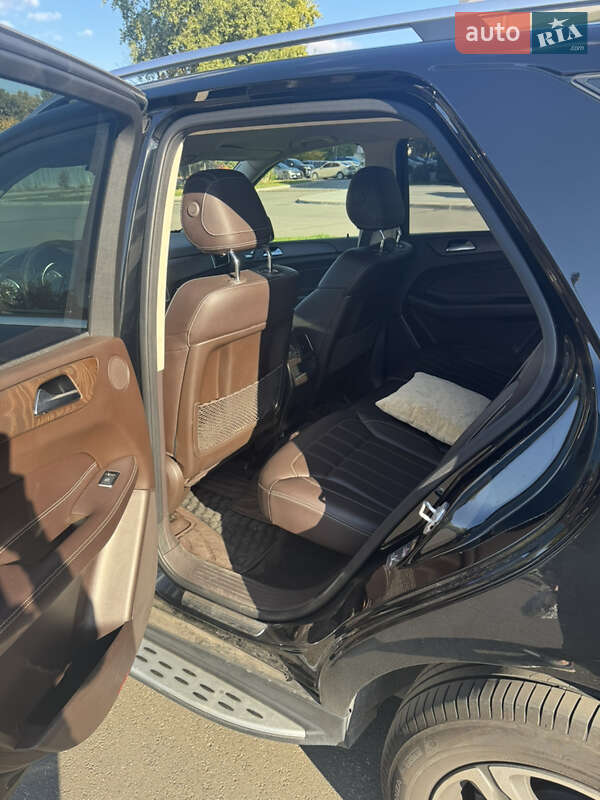 Позашляховик / Кросовер Mercedes-Benz GLE-Class 2016 в Дніпрі