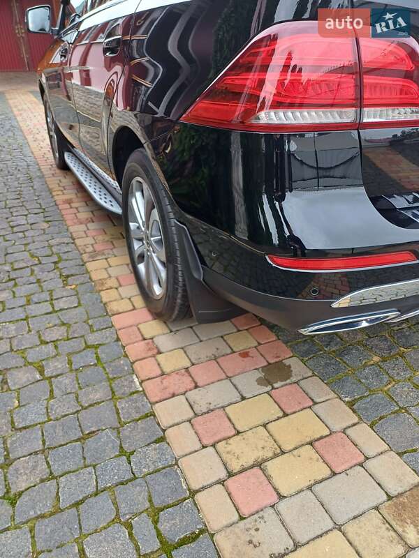 Внедорожник / Кроссовер Mercedes-Benz GLE-Class 2017 в Сарнах