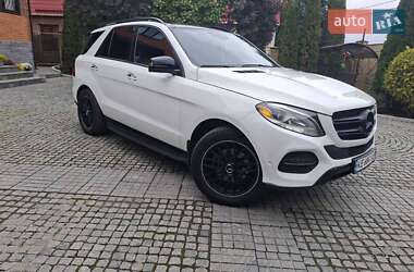 Внедорожник / Кроссовер Mercedes-Benz GLE-Class 2016 в 