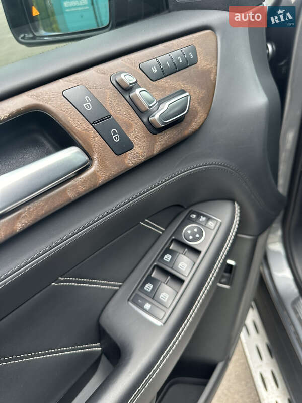 Позашляховик / Кросовер Mercedes-Benz GLE-Class 2017 в Києві фото 23 Позашляховик / Кросовер Mercedes-Benz GLE-Class 2017 в Києві