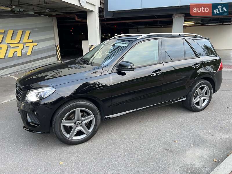 Внедорожник / Кроссовер Mercedes-Benz GLE-Class 2017 в Киеве фото 9 Внедорожник / Кроссовер Mercedes-Benz GLE-Class 2017 в Киеве