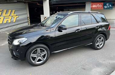 Внедорожник / Кроссовер Mercedes-Benz GLE-Class 2017 в 