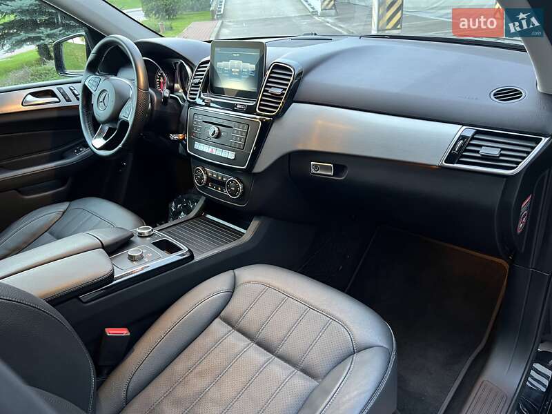 Внедорожник / Кроссовер Mercedes-Benz GLE-Class 2017 в Киеве фото 17 Внедорожник / Кроссовер Mercedes-Benz GLE-Class 2017 в Киеве