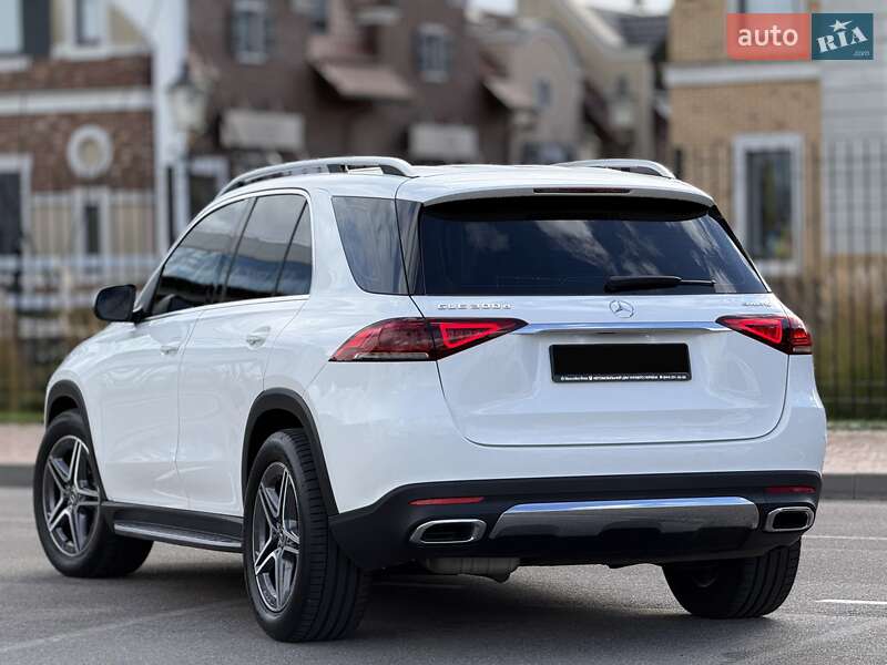 Внедорожник / Кроссовер Mercedes-Benz GLE-Class 2019 в Киеве