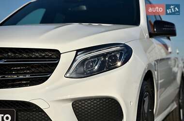 Внедорожник / Кроссовер Mercedes-Benz GLE-Class 2017 в 