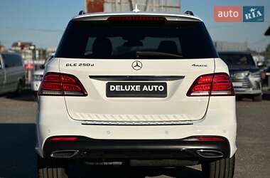 Внедорожник / Кроссовер Mercedes-Benz GLE-Class 2017 в 