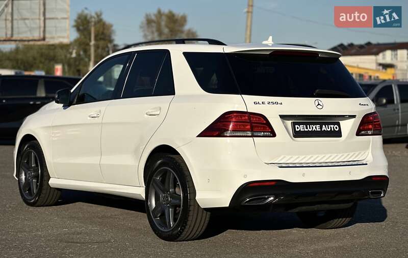 Внедорожник / Кроссовер Mercedes-Benz GLE-Class 2017 в Киеве фото 24 Внедорожник / Кроссовер Mercedes-Benz GLE-Class 2017 в Киеве