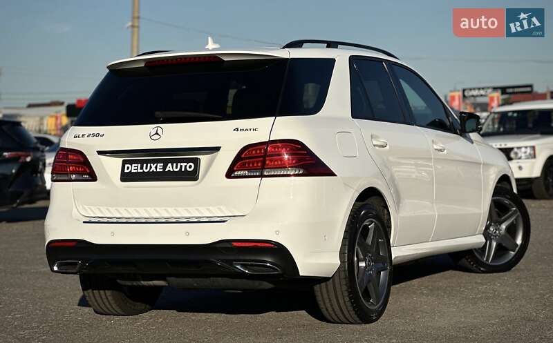 Внедорожник / Кроссовер Mercedes-Benz GLE-Class 2017 в Киеве фото 28 Внедорожник / Кроссовер Mercedes-Benz GLE-Class 2017 в Киеве