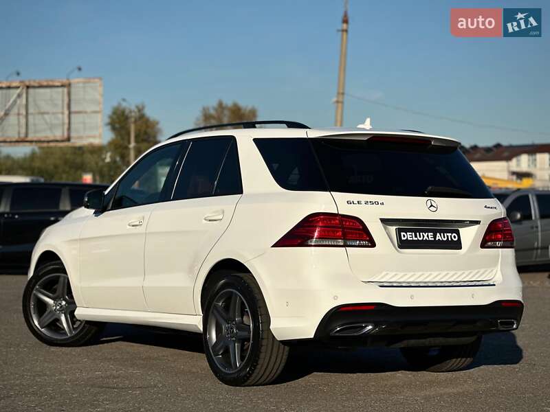 Внедорожник / Кроссовер Mercedes-Benz GLE-Class 2017 в Киеве фото 32 Внедорожник / Кроссовер Mercedes-Benz GLE-Class 2017 в Киеве