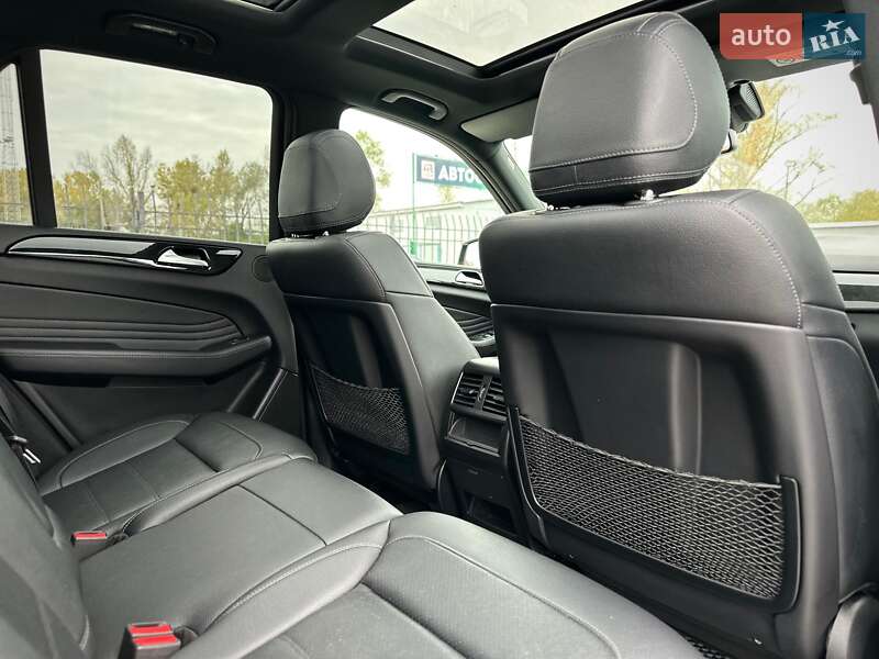 Внедорожник / Кроссовер Mercedes-Benz GLE-Class 2017 в Киеве фото 89 Внедорожник / Кроссовер Mercedes-Benz GLE-Class 2017 в Киеве