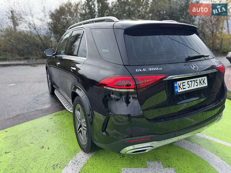 Позашляховик / Кросовер Mercedes-Benz GLE-Class 2022 в Києві