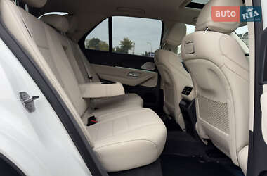 Внедорожник / Кроссовер Mercedes-Benz GLE-Class 2019 в 