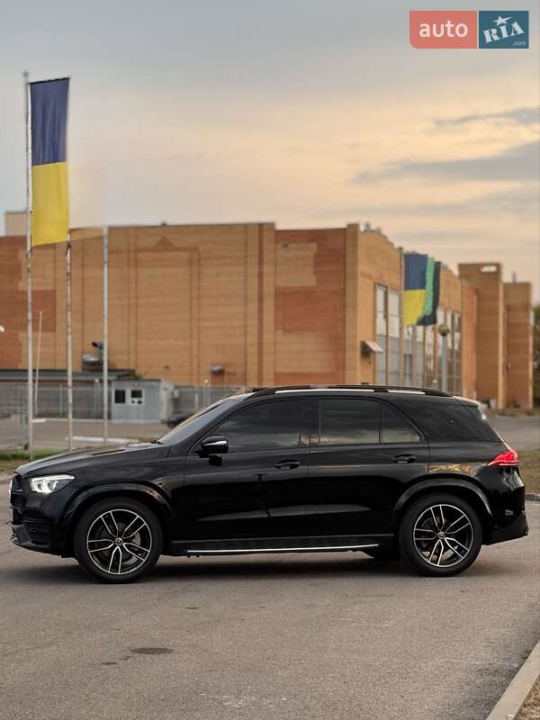 Внедорожник / Кроссовер Mercedes-Benz GLE-Class 2019 в Днепре фото 2 Внедорожник / Кроссовер Mercedes-Benz GLE-Class 2019 в Днепре