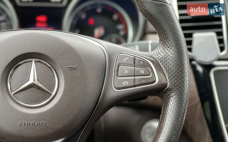 Позашляховик / Кросовер Mercedes-Benz GLE-Class 2015 в Львові фото 12 Позашляховик / Кросовер Mercedes-Benz GLE-Class 2015 в Львові