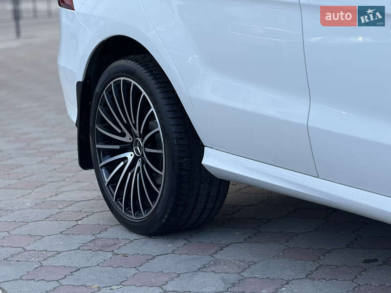 Внедорожник / Кроссовер Mercedes-Benz GLE-Class 2016 в Львове