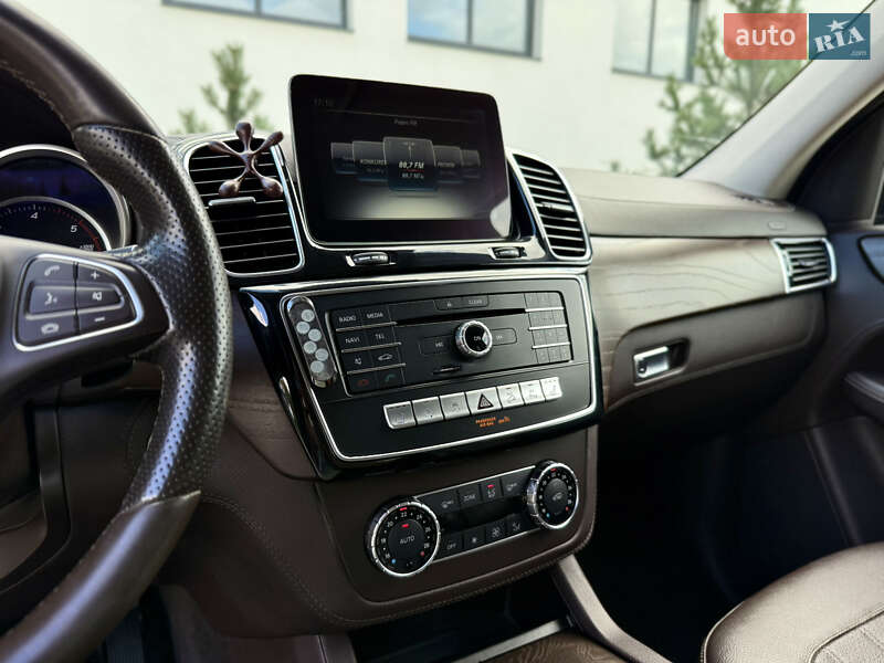 Внедорожник / Кроссовер Mercedes-Benz GLE-Class 2017 в Луцке