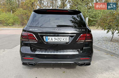 Внедорожник / Кроссовер Mercedes-Benz GLE-Class 2017 в 