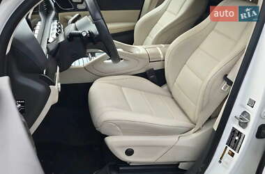 Внедорожник / Кроссовер Mercedes-Benz GLE-Class 2019 в 